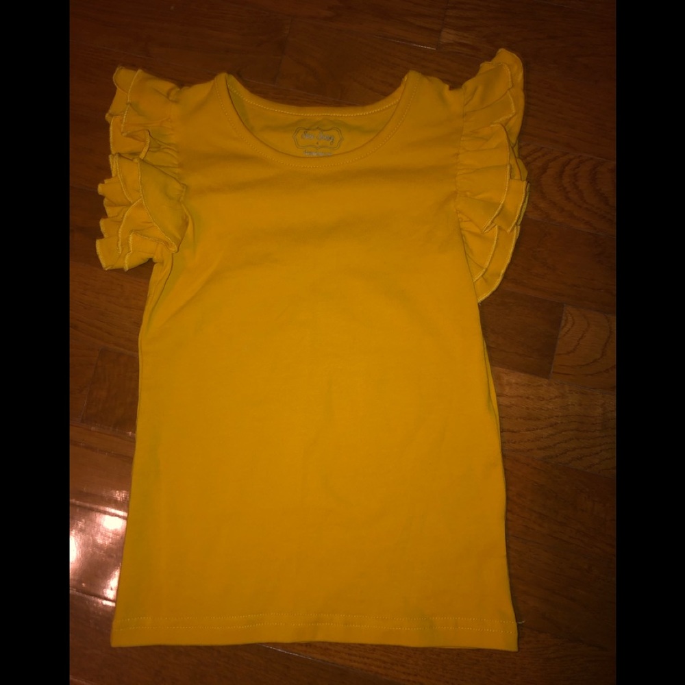 Sew Sassy Ruffle Sleeved S/S Top, Size 4